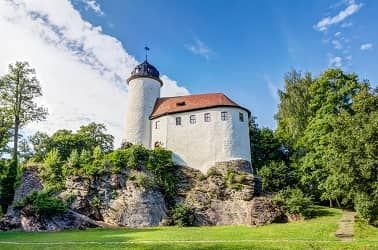 Rollrasen kaufen Chemnitz Burg Rabenstein
